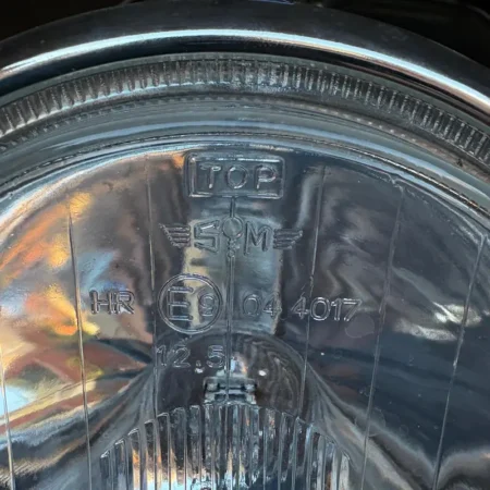 Detalle del marcado de las luces instaladas