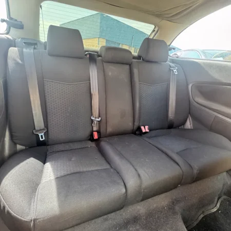 Imagen frontal asientos instalados