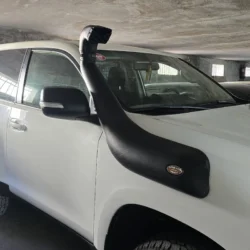 Imagen lateral de snorkel instalado